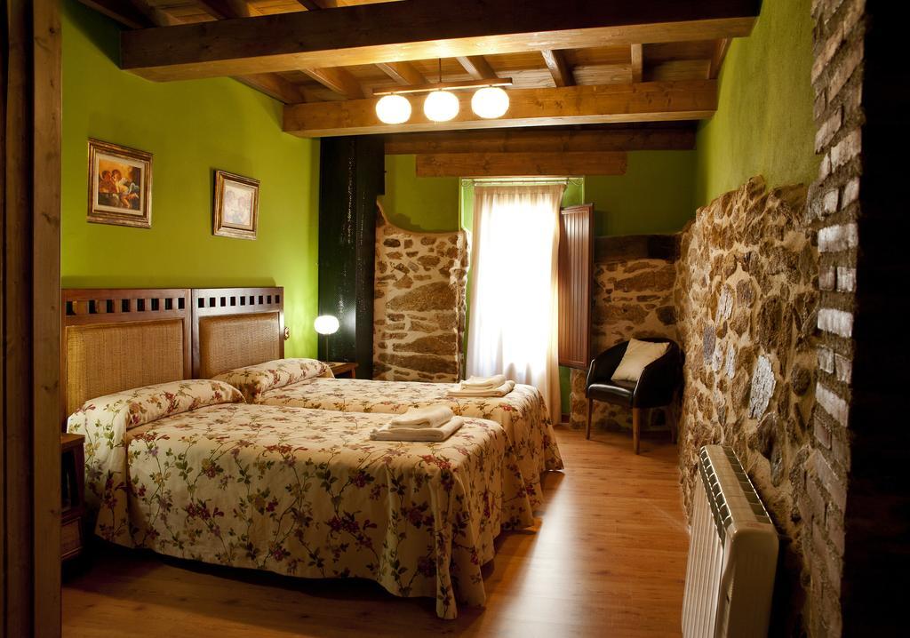 Casas del Monte Casa Rural Arbequina, Refugio De Primavera חדר תמונה