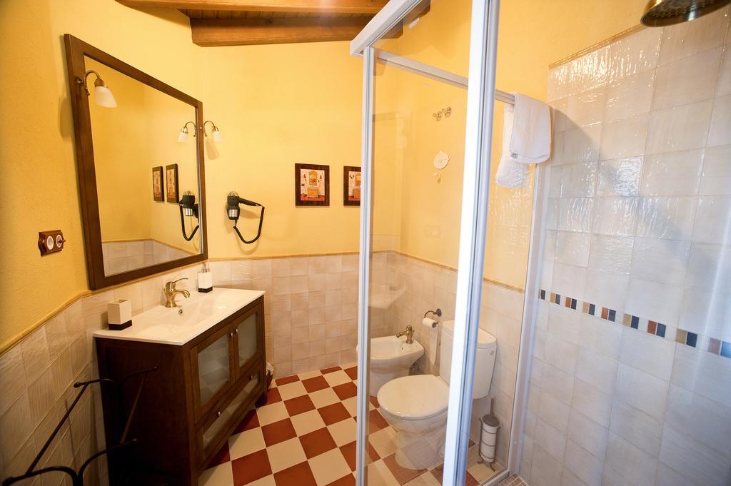 Casas del Monte Casa Rural Arbequina, Refugio De Primavera חדר תמונה
